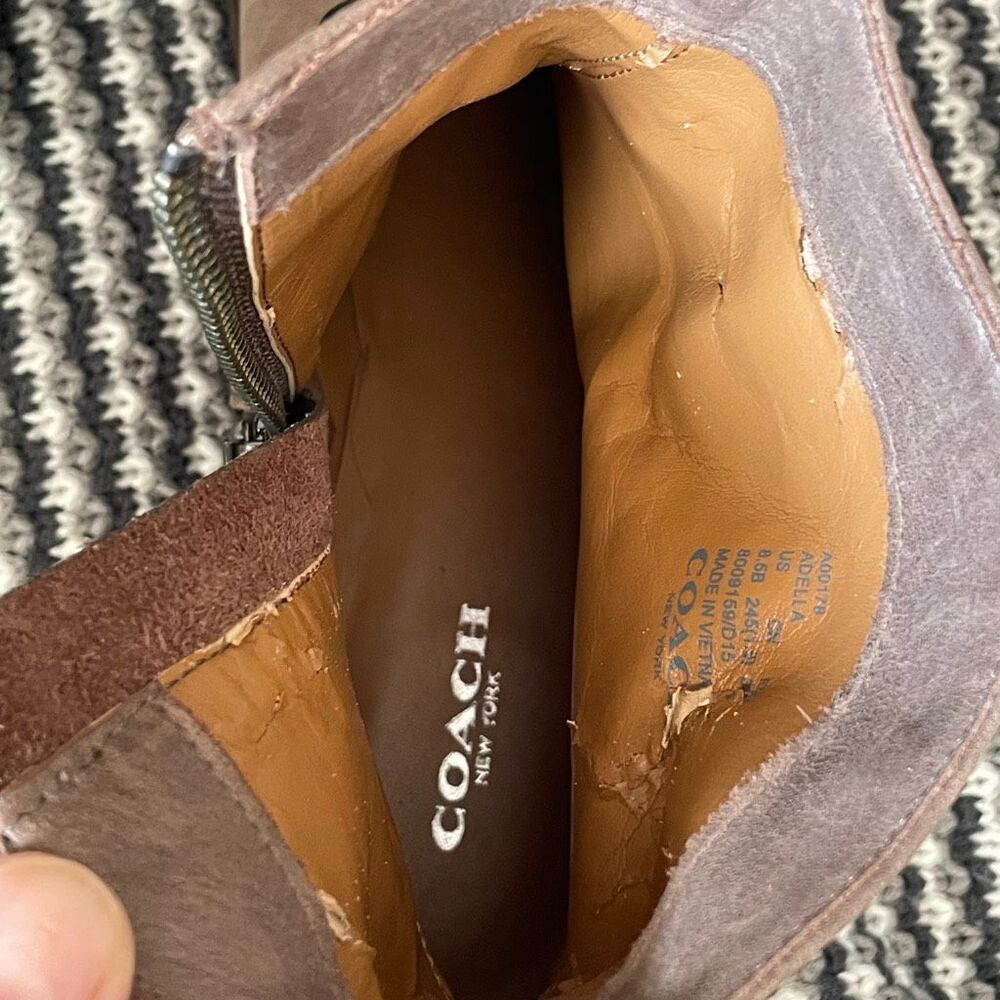 Coach Adella genuine leather ankle booties chain women’s shoe size 8.5 - Picture 15 of 15
